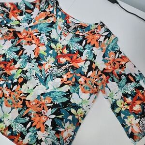 Christopher and Banks Top-tropical print